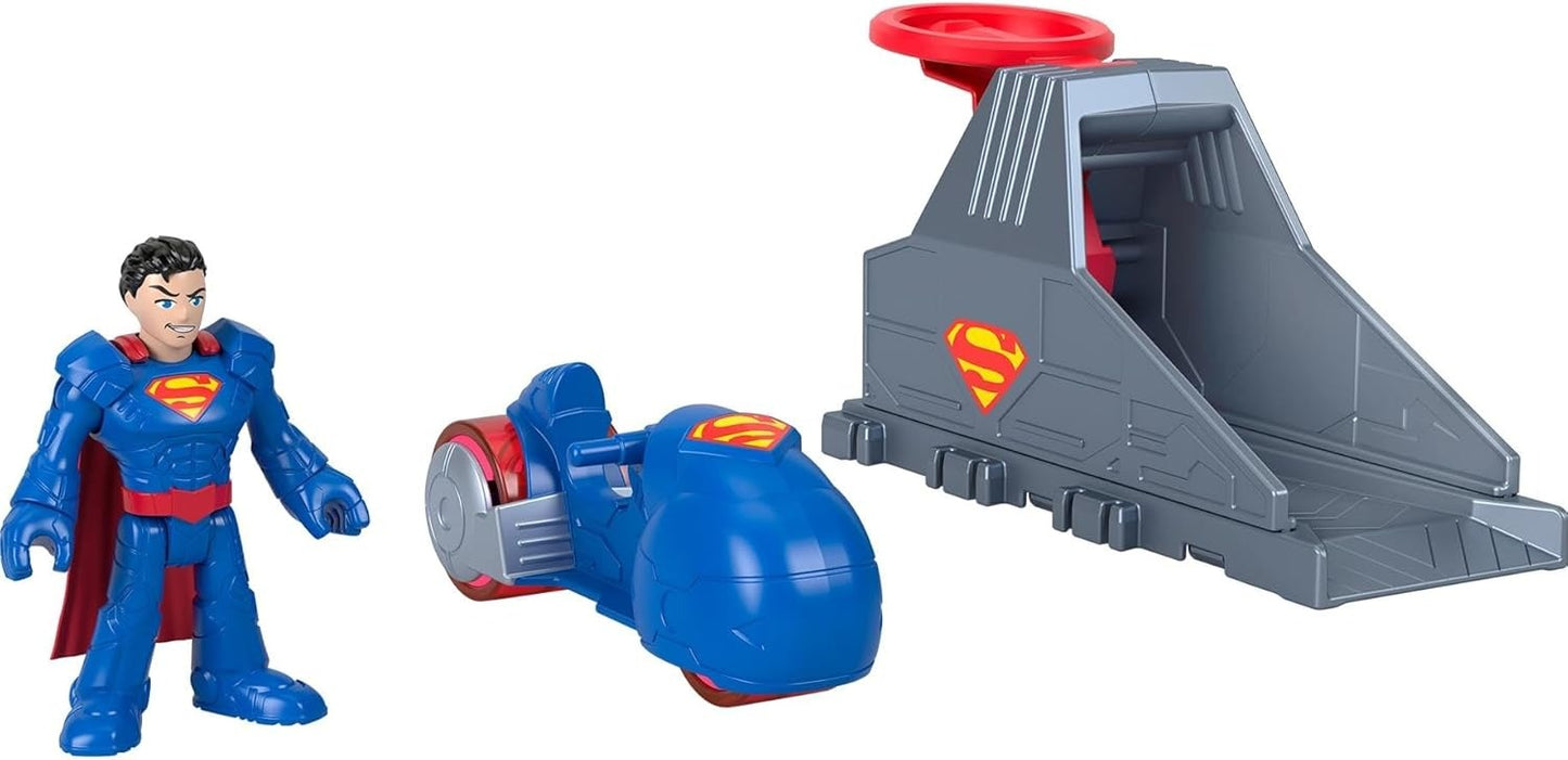Fisher-Price Imaginext DC Super Friends, Launcher Set with 3-inch Superman Action Figure, Toy Vehicle & Housing Unit Inspired by DC Universe