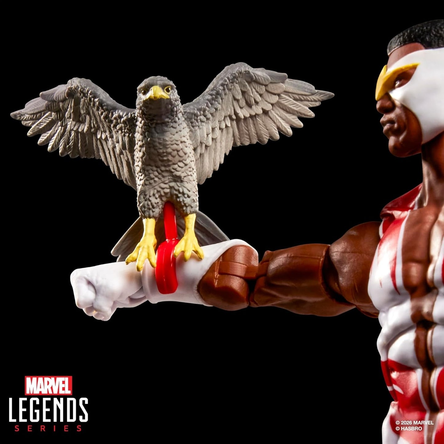 Marvel Legends Series Secret Wars Falcon, Retro Captain America Comics Collectible 6 Inch Action Figure with Lenticular Shield