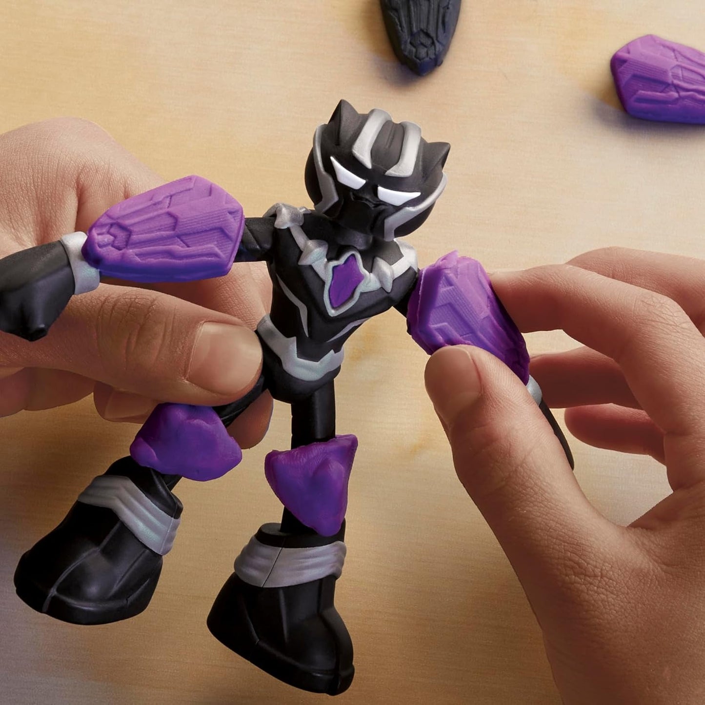 Play-Doh Marvel Black Panther Cutting Claws Action Figure Super Hero Toy for Kids 4+