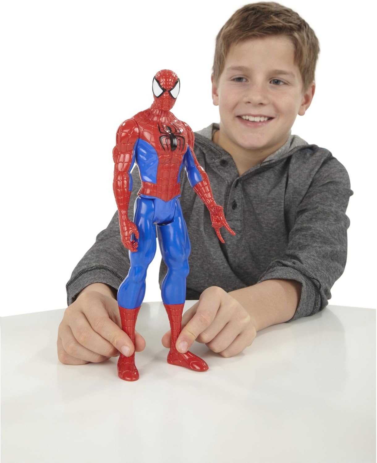 Hasbro Marvel Ultimate Spider-man Titan Hero Series Spider-man Figure, 12-Inch