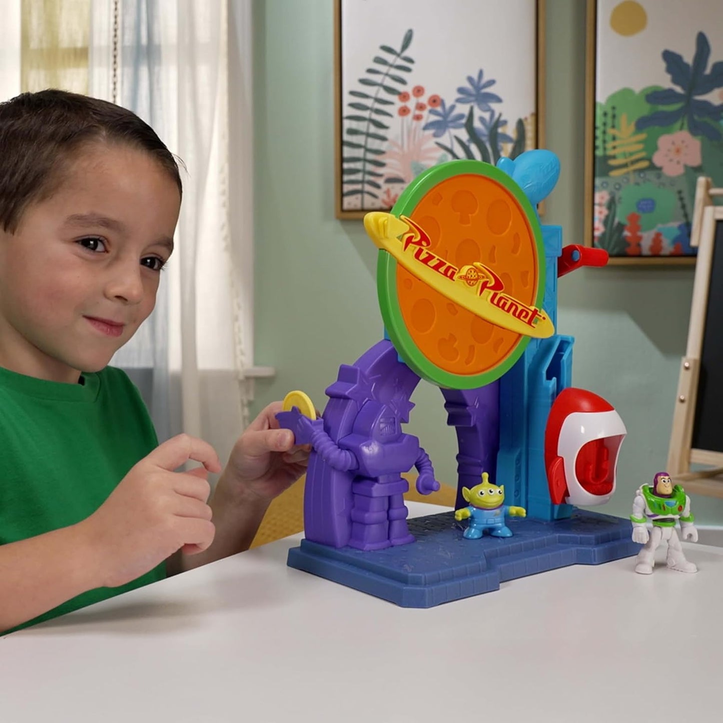 Fisher-Price Imaginext Disney and Pixar Toy Story Pizza Planet Playset with 3-inch Buzz Lightyear & Alien Friend Action Figures, Toy Rocket & Proectiles
