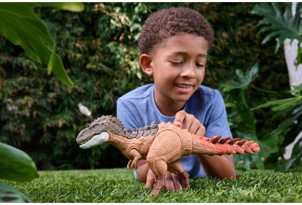 Mattel Jurassic World Dinosaur Figure Toy, Gigantic Thrashers Large Gorgosaurus with 2 Attack Action & Evolve Feature, Digital Play