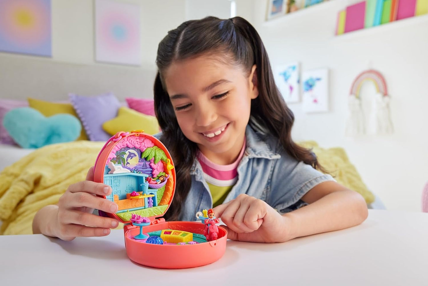 Polly Pocket Dolls & Playset, Adventure Moped Compact, Travel Toy with 2 Micro Dolls & Pet, Plus Animal & Vehicle Accessories