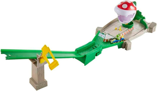 Hot Wheels Mario Kart Piranha Plant Track Playset with Gravity Launcher, Attaching Plant and Yoshi Kart Vehicle
