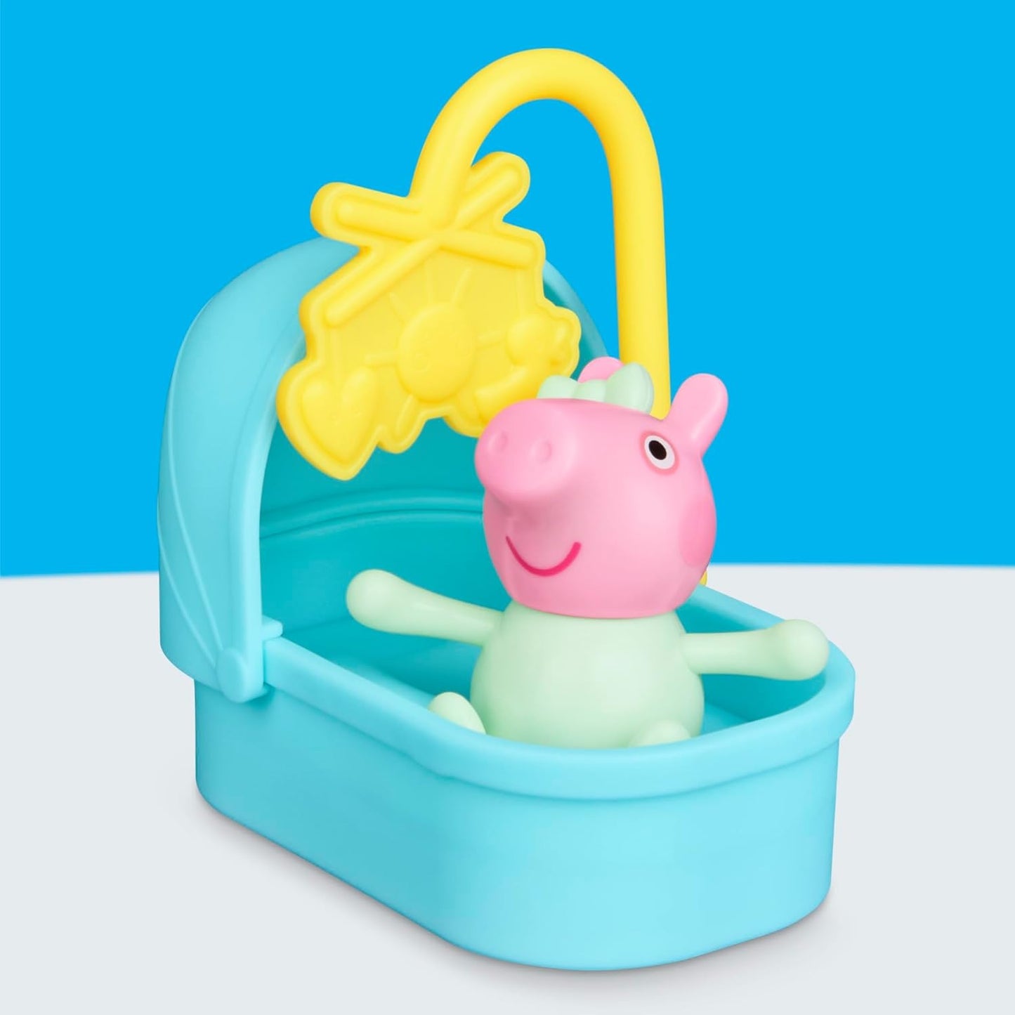Peppa Pig Evie's Nursery Set with 1 Figure and 7 Accessories, Works with Peppa's Big Family House Playset, Preschool Toys for Girls and Boys 3+