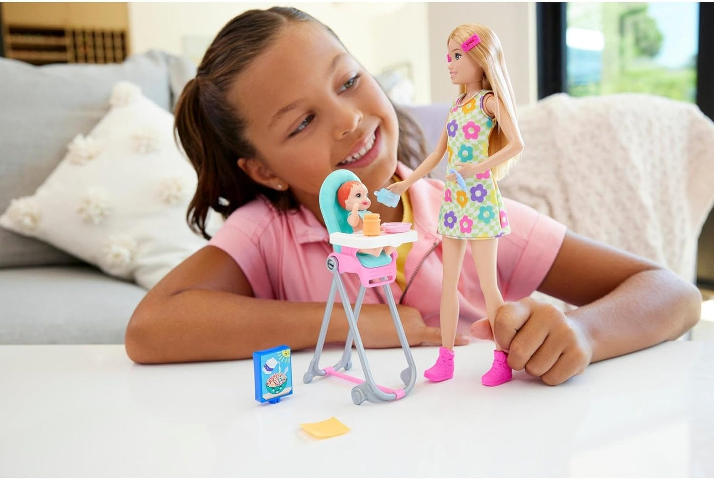 Barbie Skipper Doll & Playset with Accessories, Babysitting Set Themed to Mealtime, Color-Change Toy Play